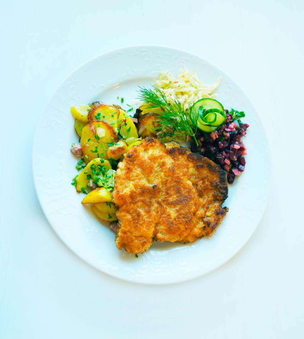 Schnitzel mit Bratkartoffeln